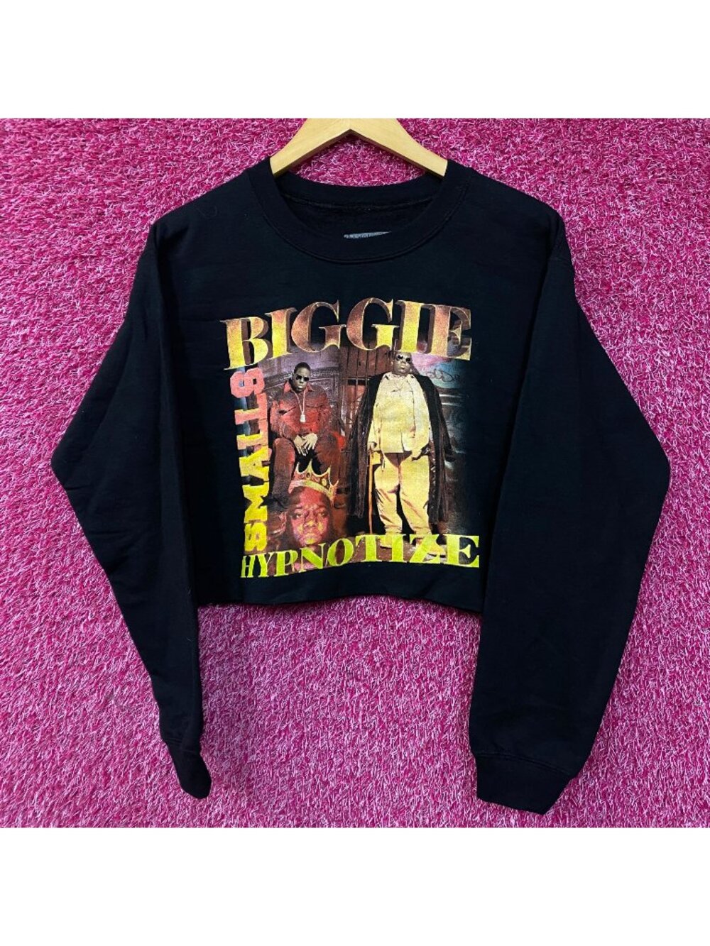 Notorious B.I.G. Hypnotize Graphic Black Cropped Long-Sleeve Sweatshirt Small